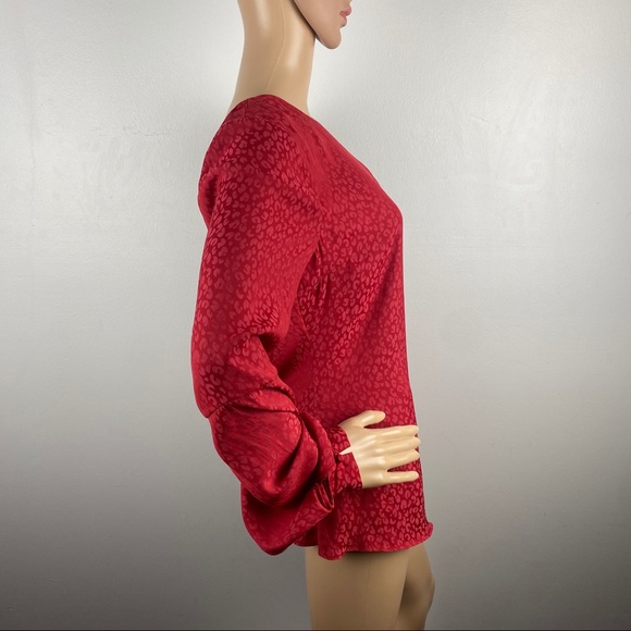 NEW L’ACADEMIE REVOLVE RED PRINTED ONE-SHOULDER BLOUSE - Picture 5 of 8